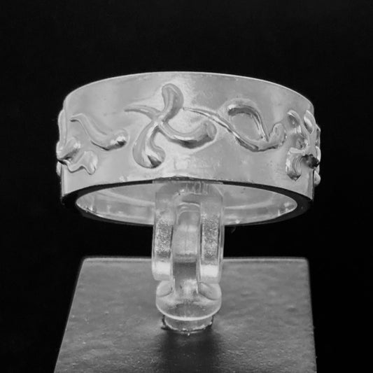 Anneau massif relief formes libres